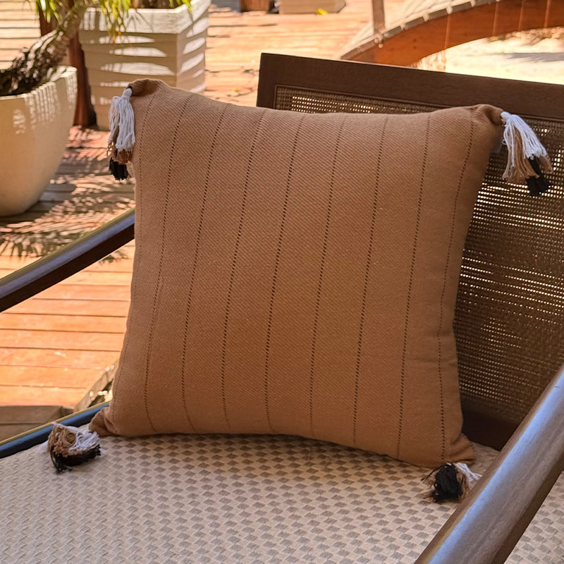 Capa de Almofada Tassels Tri